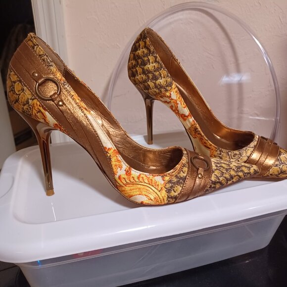 Aldo Baroque Patterned Stiletto Heel - Picture 2 of 5